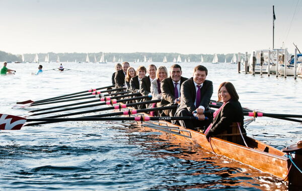 Starkes Team im Ruderboot